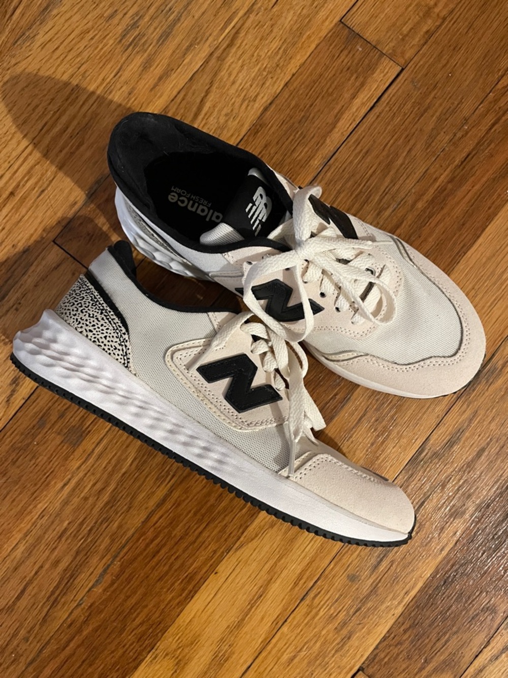 New Balance Cream and Black Lightweight Retro Sneakers